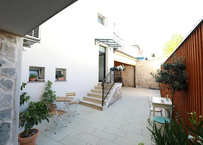 Marko&luka בית הארחה 4*